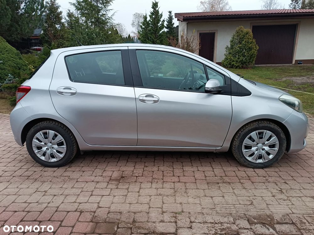 Toyota Yaris 1.33 Dynamic - 6