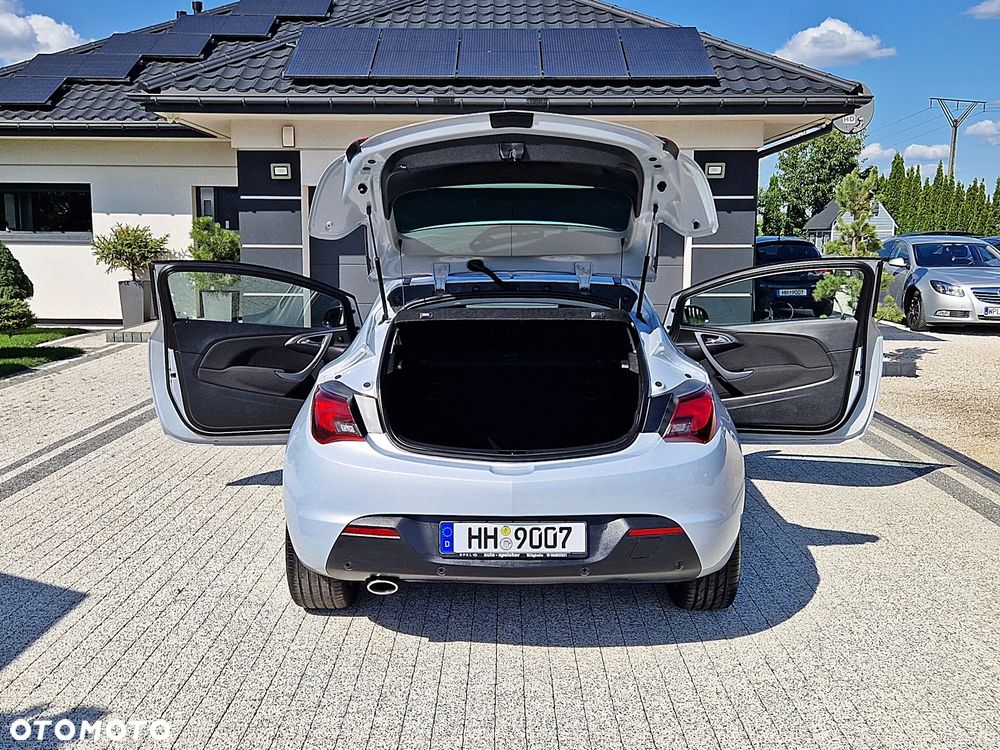 Opel Astra 1.4 Turbo - 11