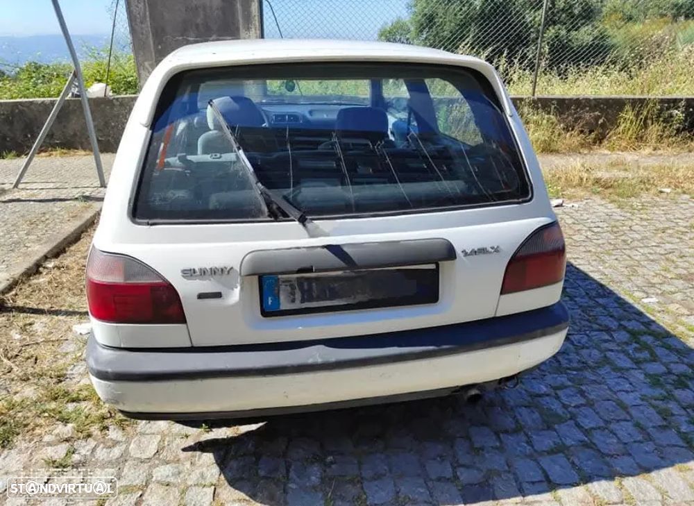 Nissan Sunny Hatchback 1.4 LX - 2