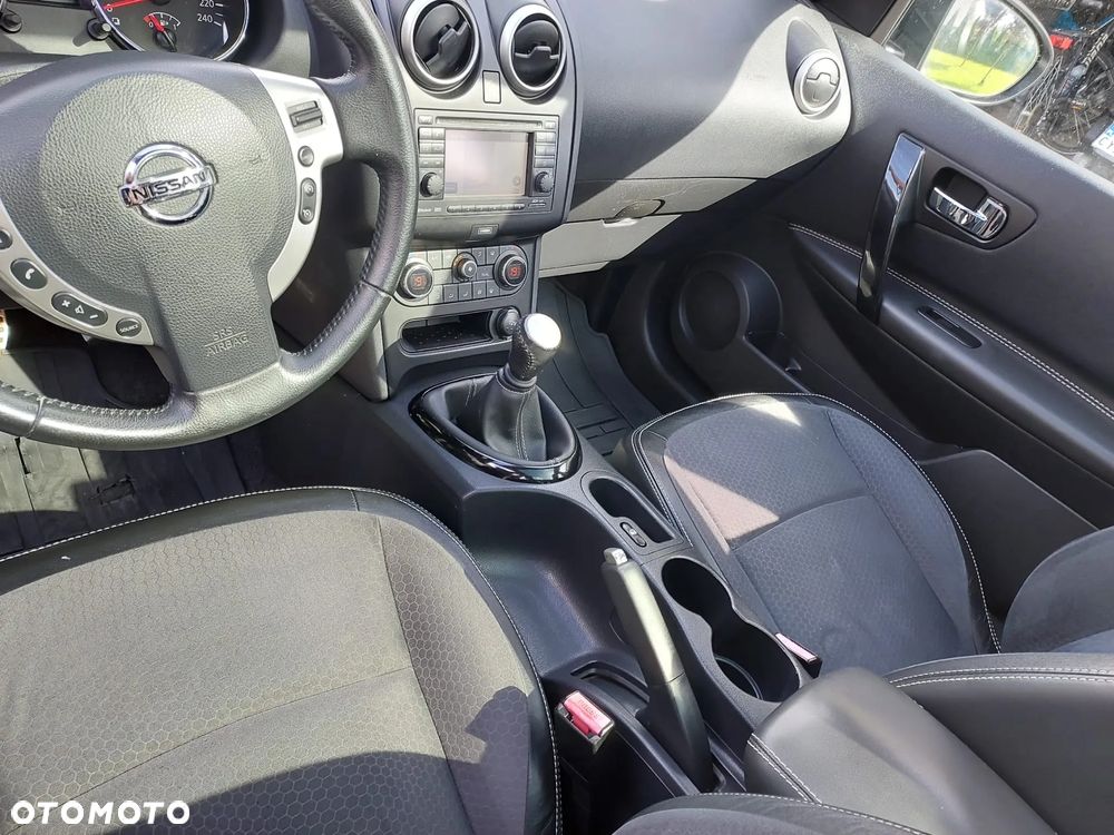 Nissan Qashqai - 8