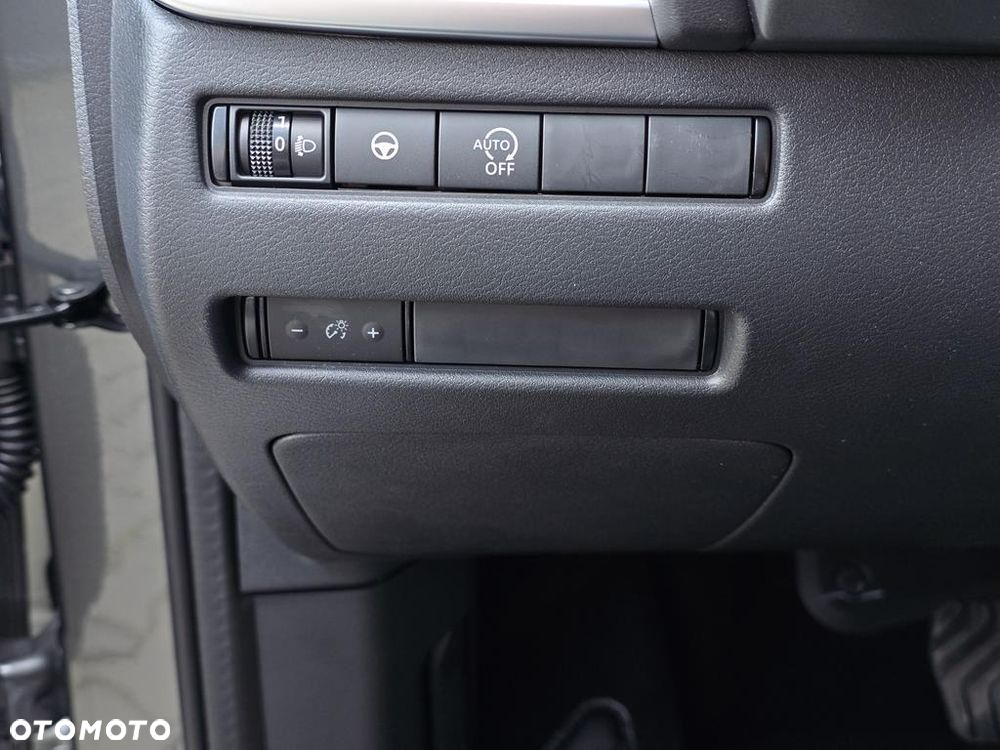 Nissan Qashqai 1.3 DIG-T mHEV N-Connecta Xtronic - 14