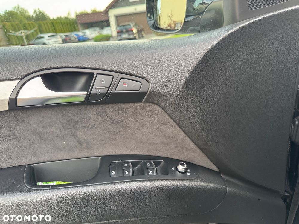 Audi Q7 3.0 TDI DPF Quattro Tiptr - 24