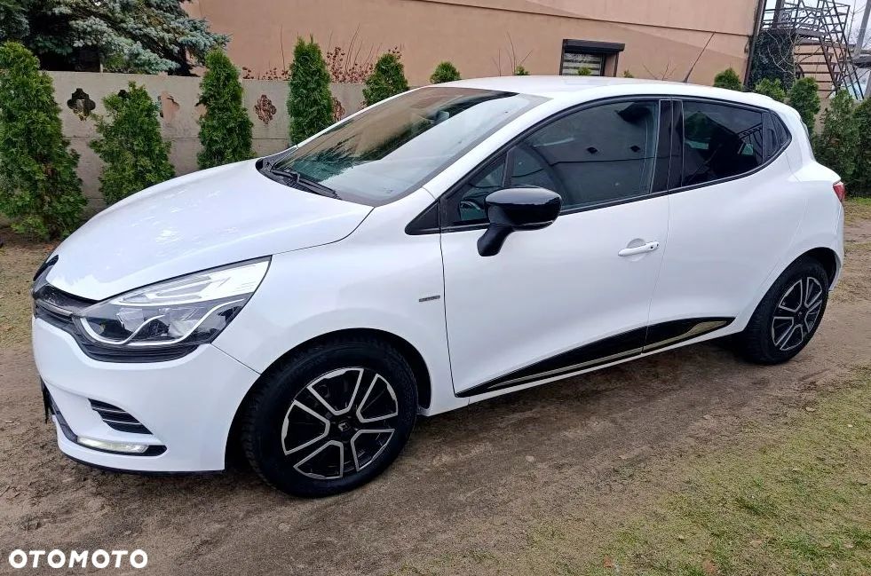 Renault Clio 1.2 16V Limited EU6 - 1