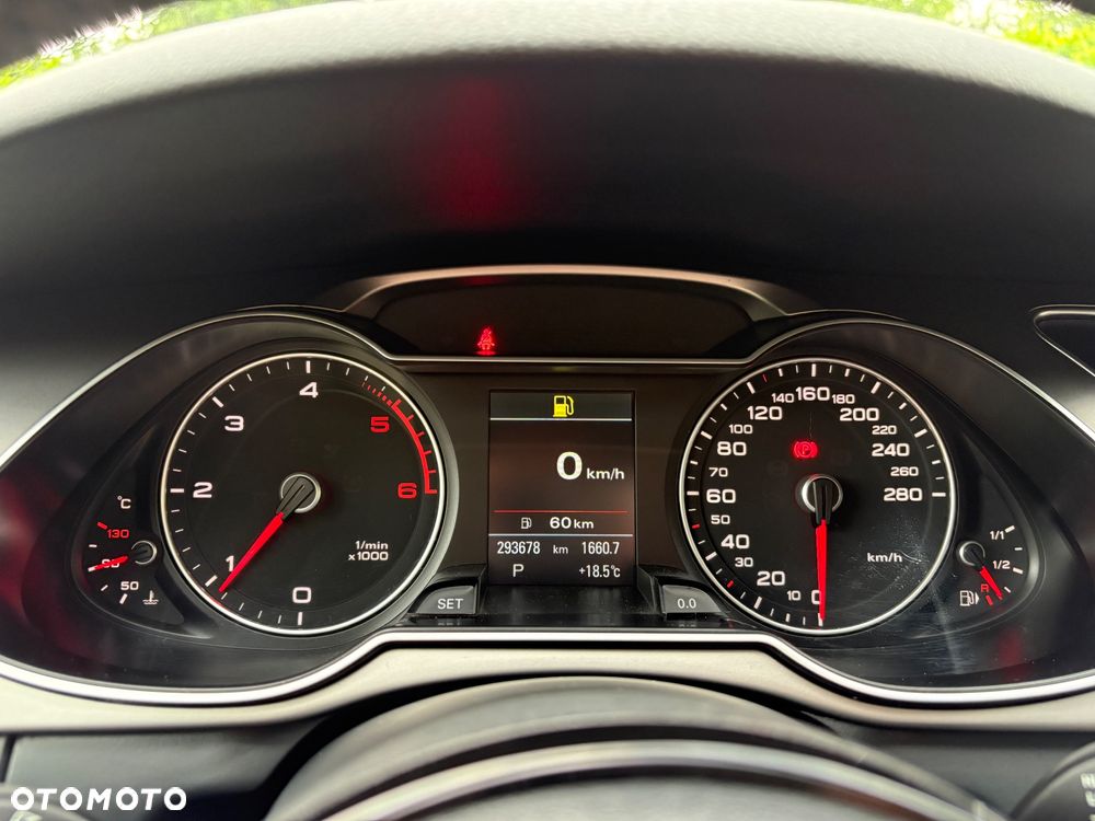Audi A4 Avant 2.0 TDI Quattro S tronic - 23