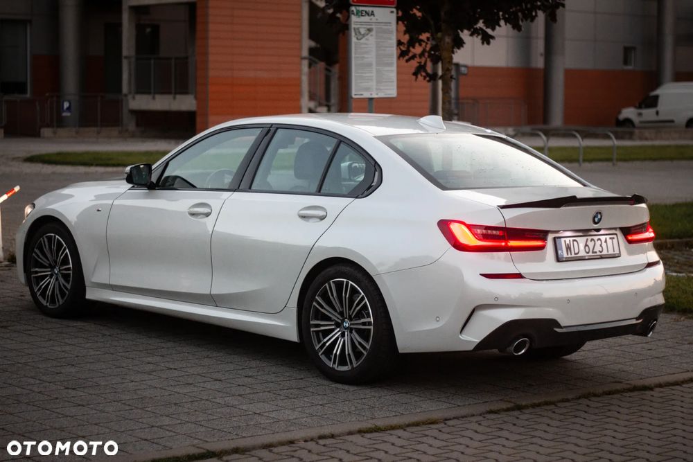 BMW Seria 3 320d xDrive M Sport sport - 6
