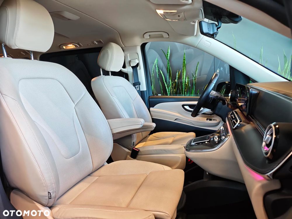 Mercedes-Benz Klasa V 300 d 4-Matic 9G-Tronic Exclusive (ekstra d³) - 22