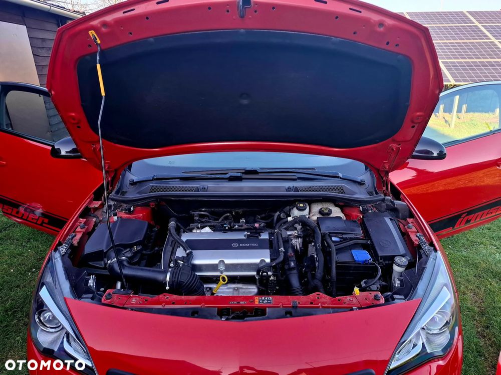 Opel Astra 1.6 T Sport - 2