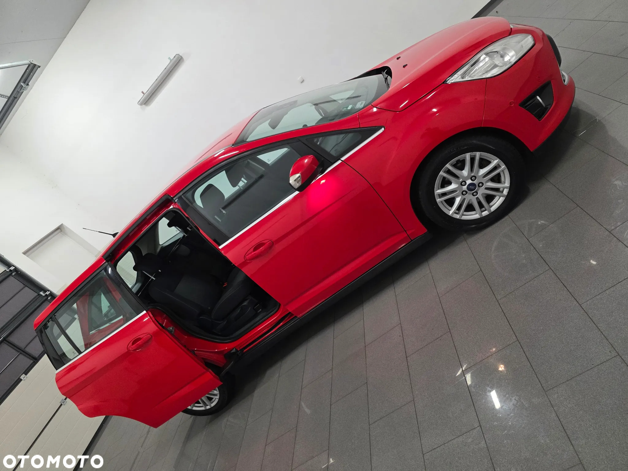 Ford Grand C-MAX 2.0 TDCi Titanium MPS6 - 34