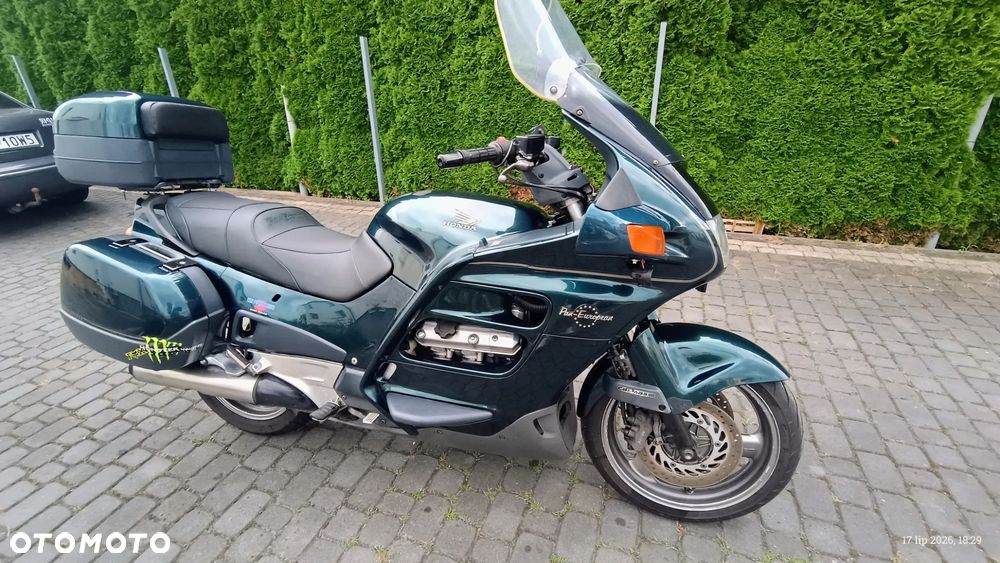 Honda ST - 1