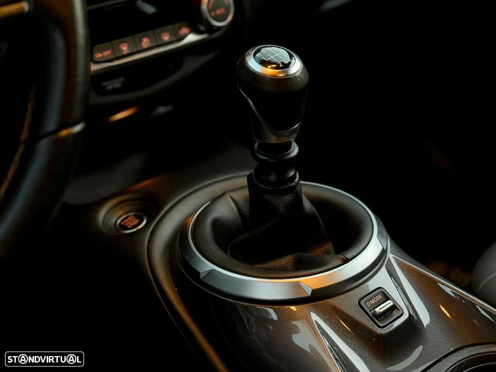 Nissan Juke 1.0 DIG-T N-Design Black - 10