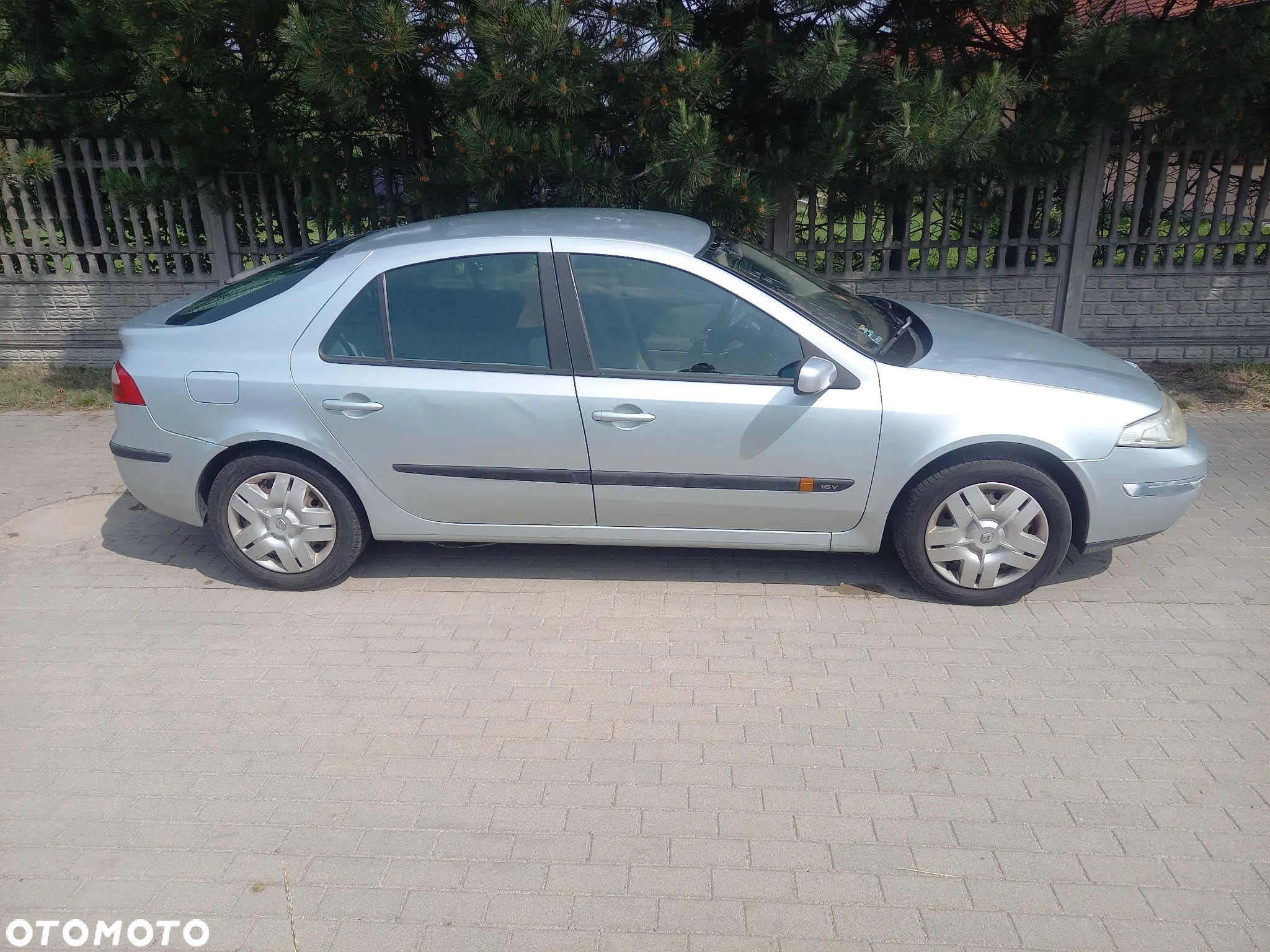 Renault Laguna 1.6 Concorde - 2
