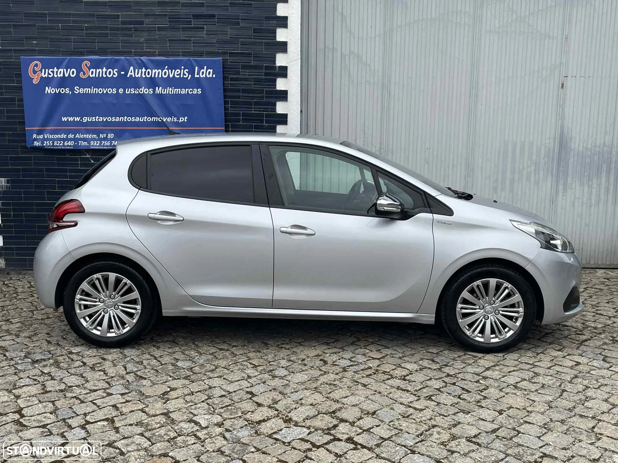 Peugeot 208 1.2 PureTech Style - 4