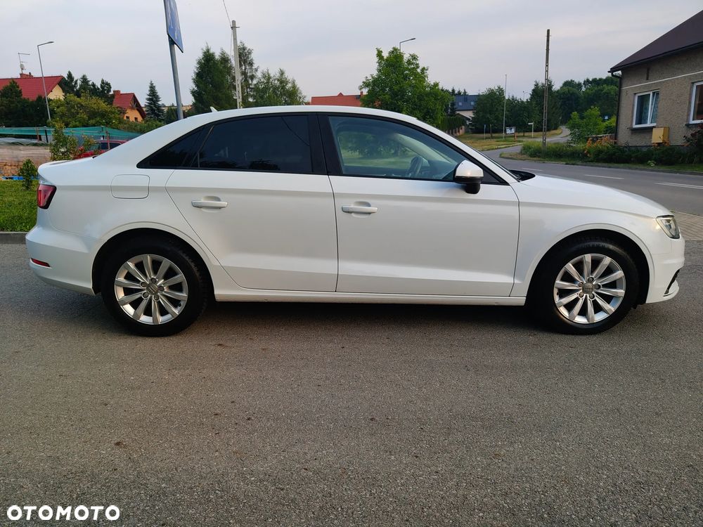 Audi A3 Limousine 1.6 TDI (clean diesel) Attraction - 4