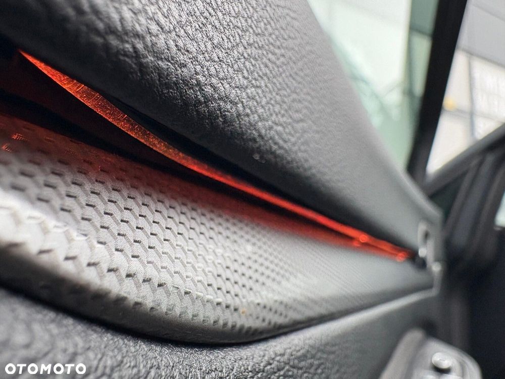 Volkswagen Golf 2.0 TDI Style DSG - 20