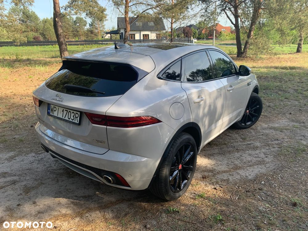 Jaguar E-Pace 2.0 i4P AWD R-Dynamic SE - 9