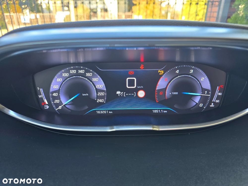 Peugeot 5008 1.5 BlueHDi GT S&S - 17