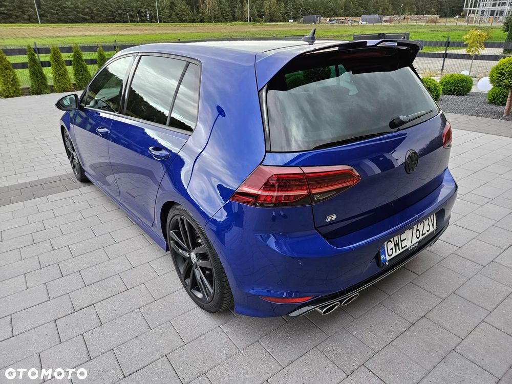 Volkswagen Golf - 40