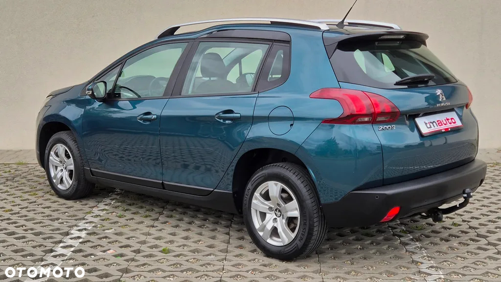 Peugeot 2008 1.2 Pure Tech Style S&S - 3