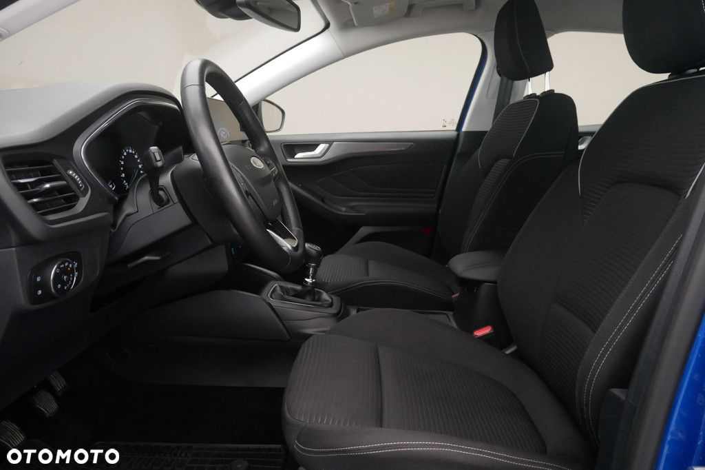 Ford Focus 1.0 EcoBoost Titanium - 12
