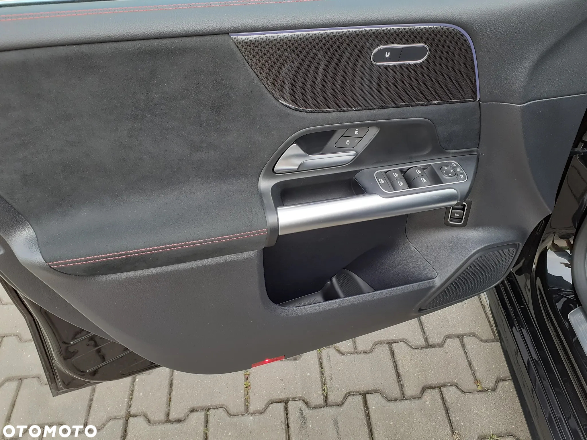 Mercedes-Benz Klasa B 200 d AMG Line 8G-DCT - 18