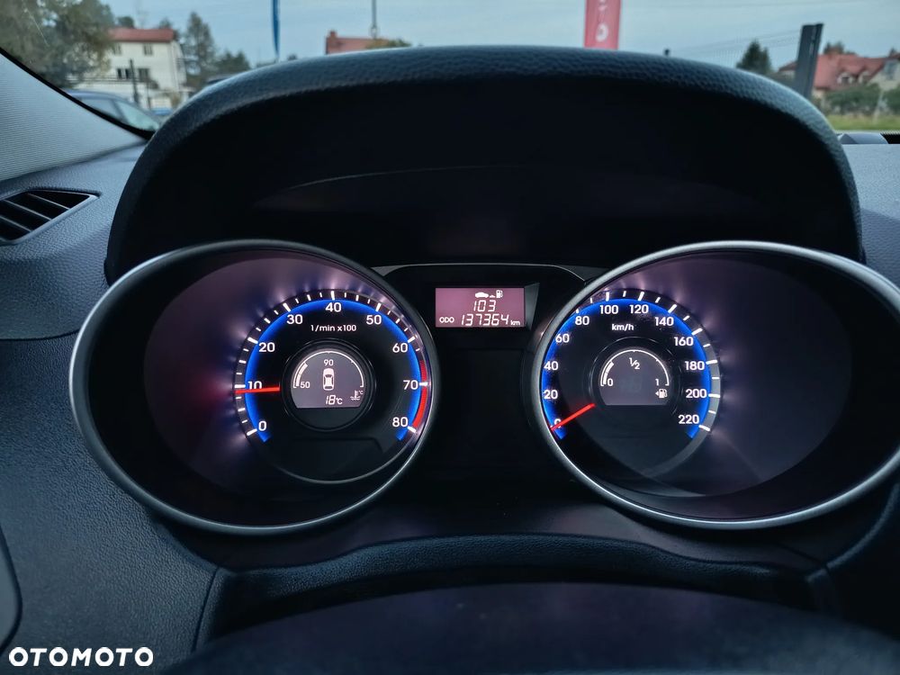 Hyundai ix35 1.6 2WD UEFA EURO 2012 Edition - 18
