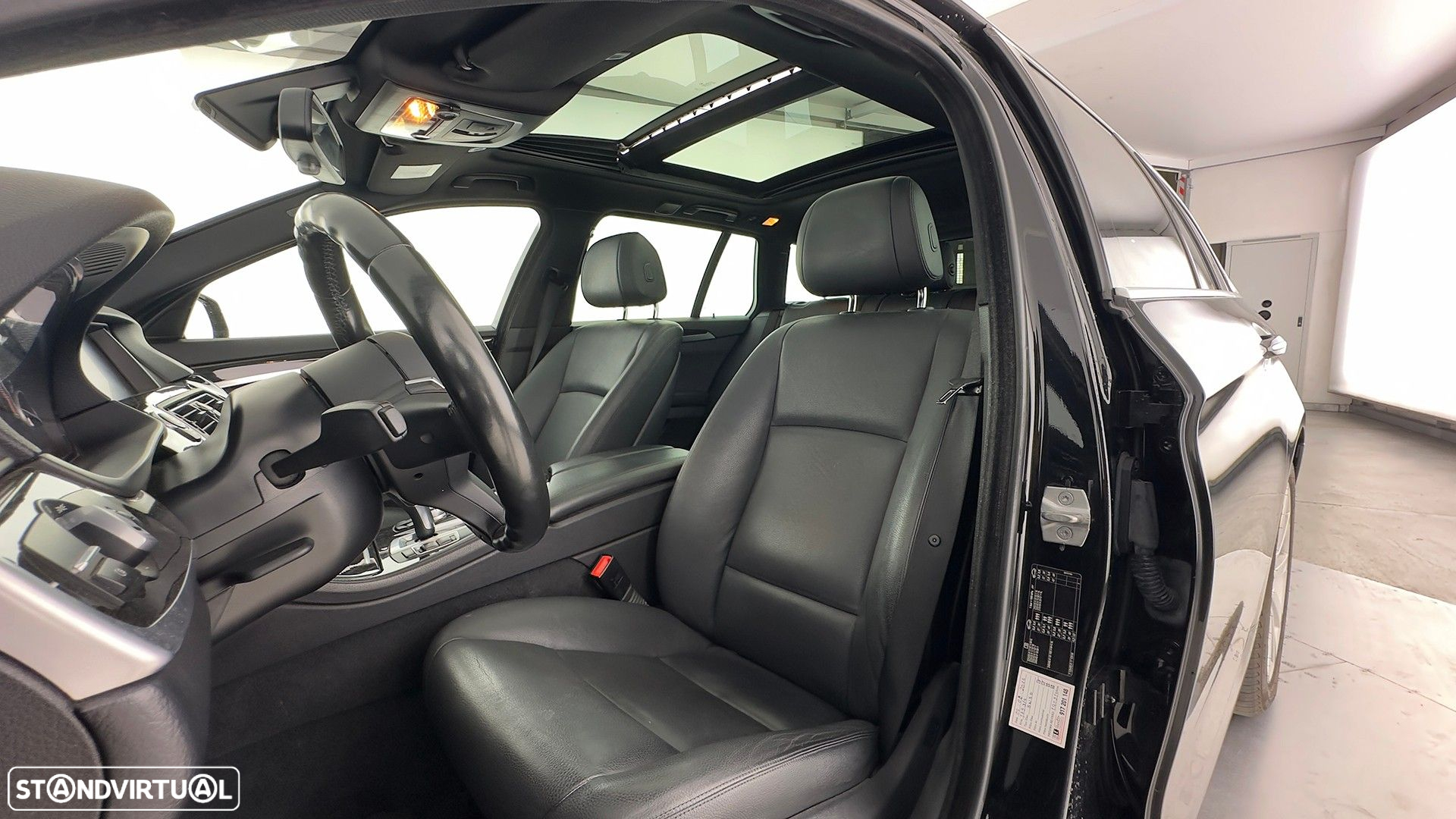 BMW 520 d Line Luxury Auto - 27