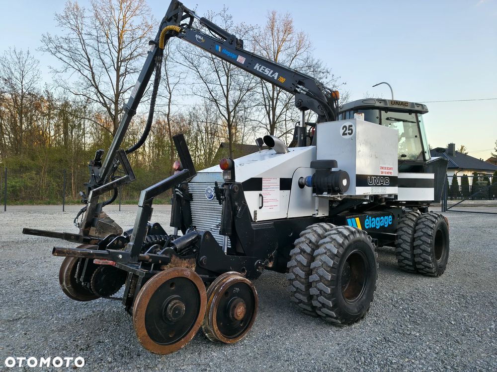 Caterpillar UNAC 300RR Mulczer kolejowy Liebherr atlas dwudrogowy zw - 9
