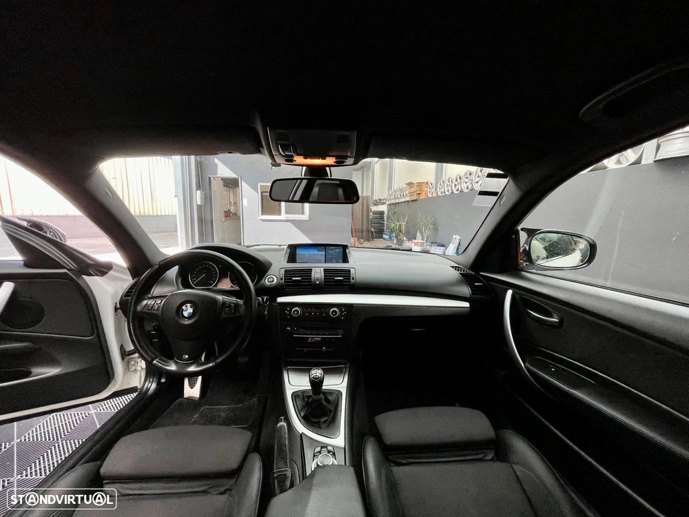BMW 120 d Coupe Limited Edition Lifestyle c/ M Sport Pack - 15
