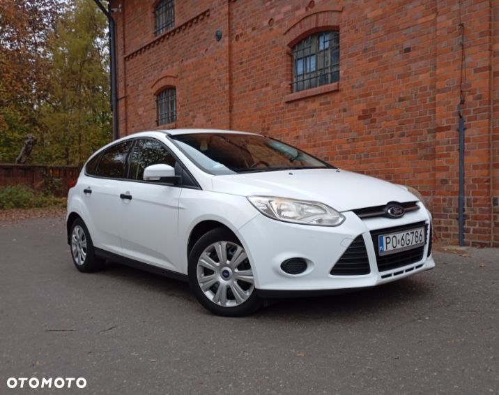 Ford Focus 2014 photo 2