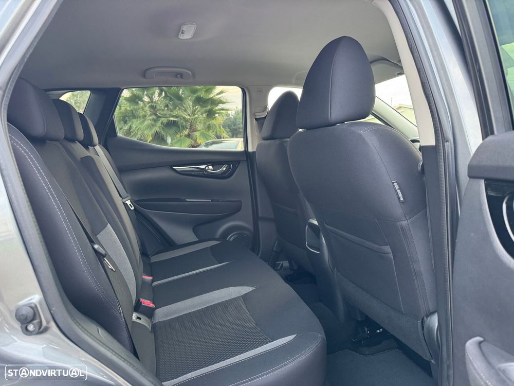 Nissan Qashqai 1.5 dCi Acenta C/Barras de Tejadilho - 31