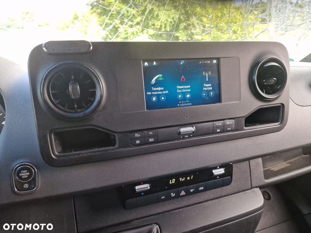 Mercedes-Benz Sprinter - 23