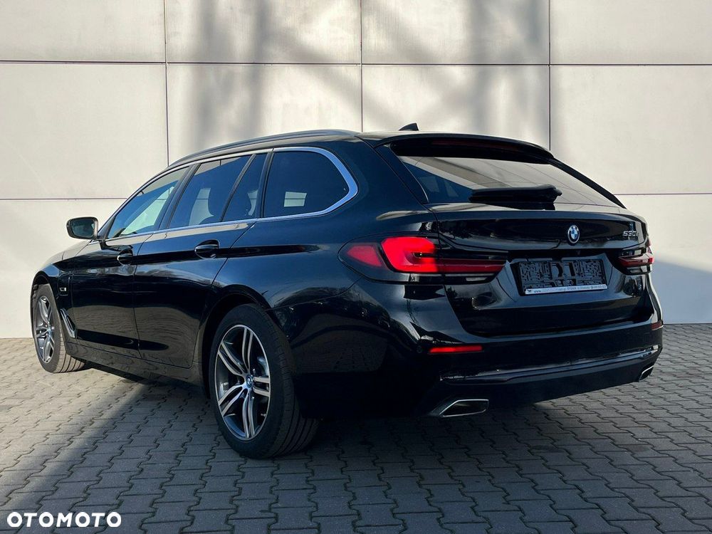 BMW Seria 5 530e Luxury Line - 8