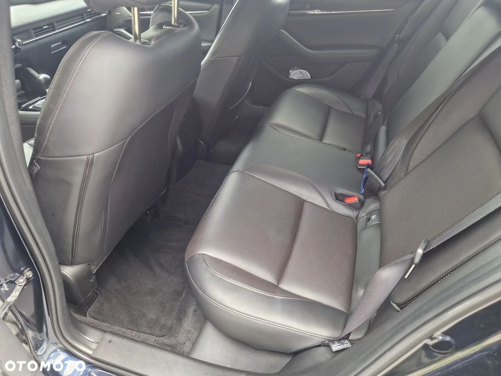 Mazda 3 SKYACTIV-X 2.0 M-Hybrid SELECTION - 24
