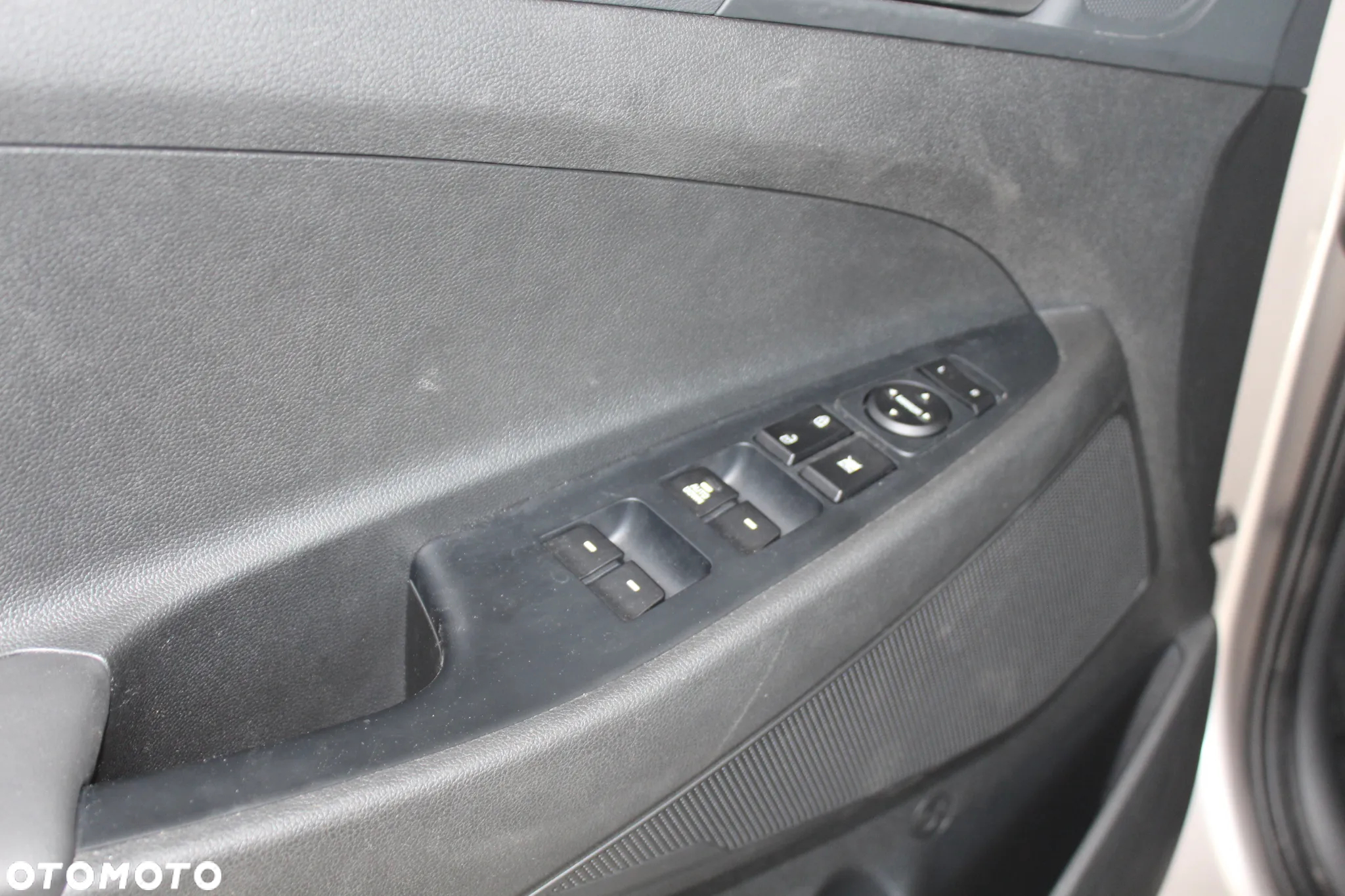 Hyundai Tucson - 13