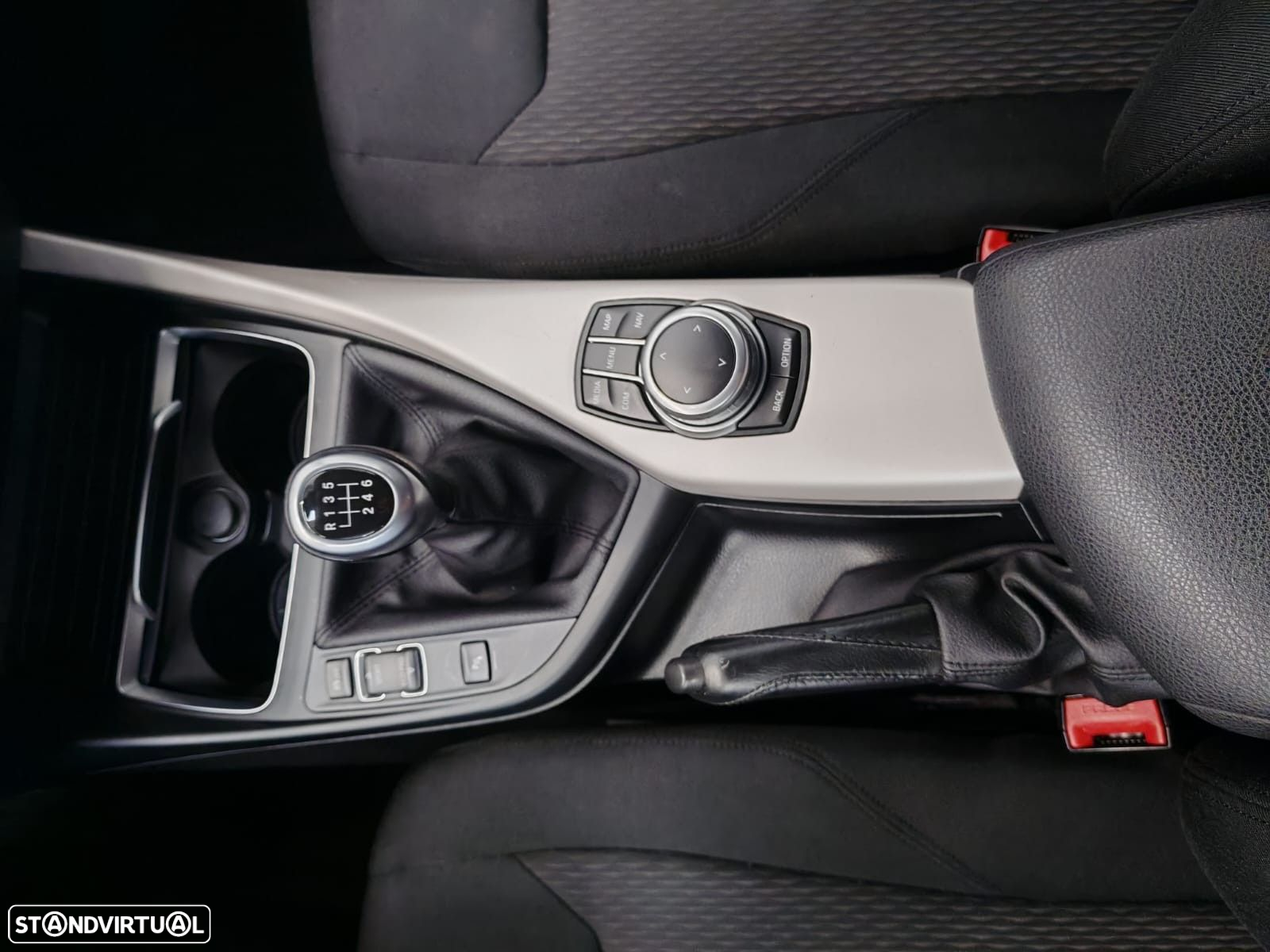BMW 116 d EDynamics Advantage - 12