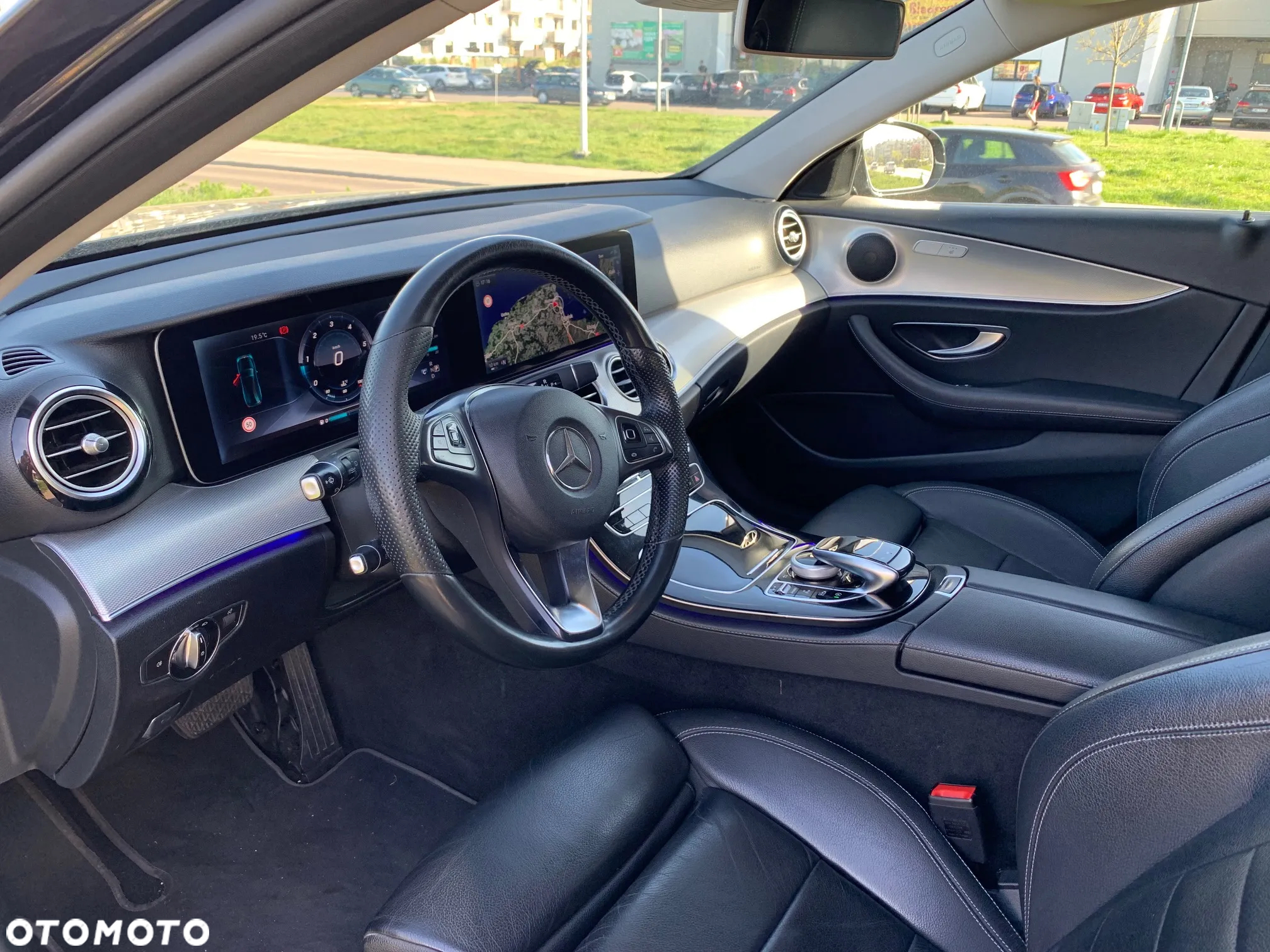 Mercedes-Benz Klasa E 220 d T 9G-TRONIC - 10