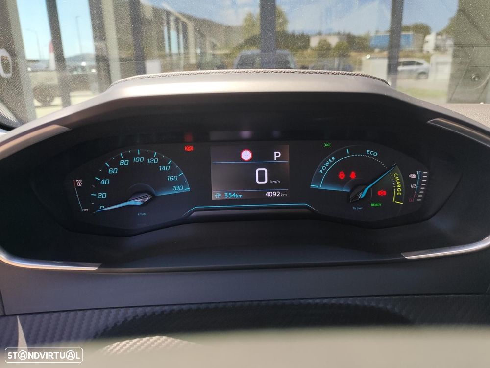 Peugeot e-208 50 kWh Style - 11
