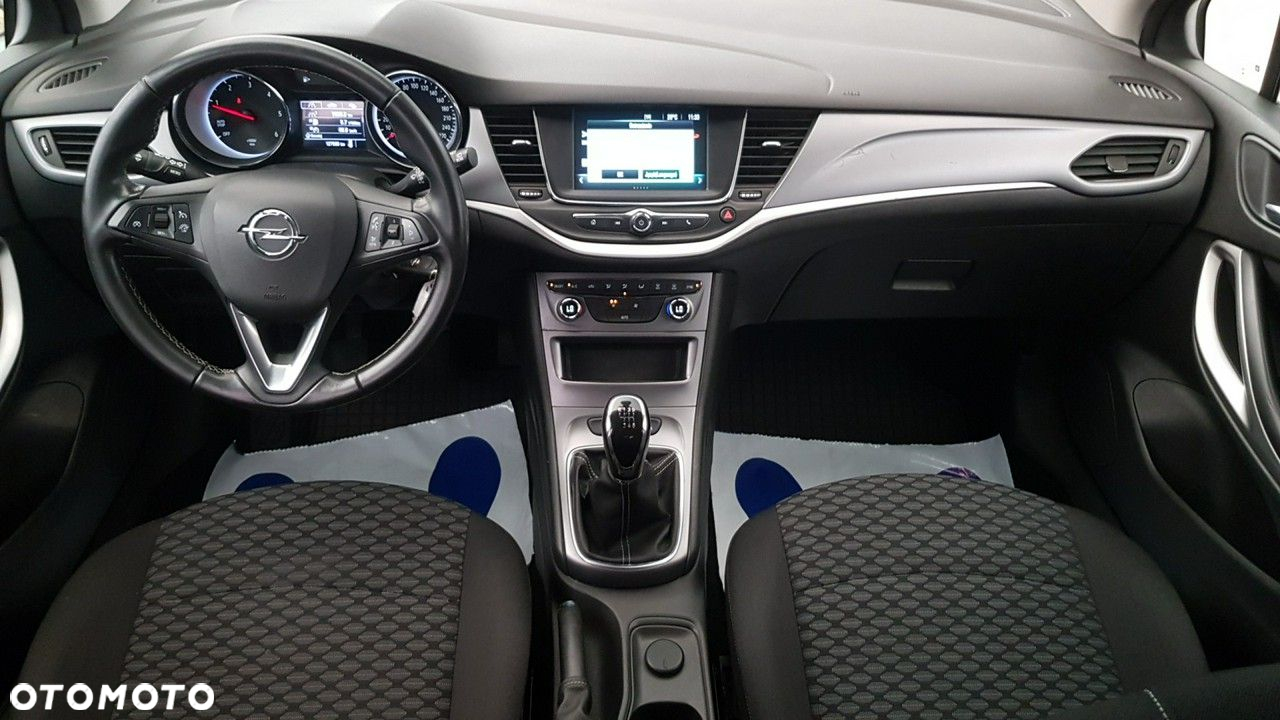 Opel Astra - 19