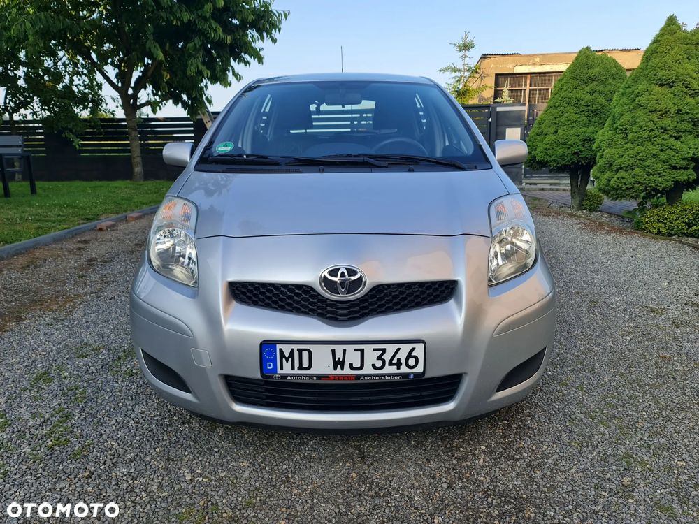 Toyota Yaris - 17