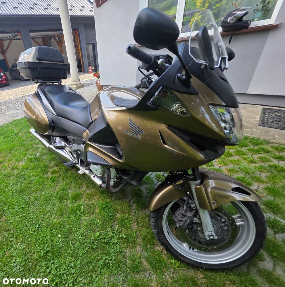 Honda Deauville - 12
