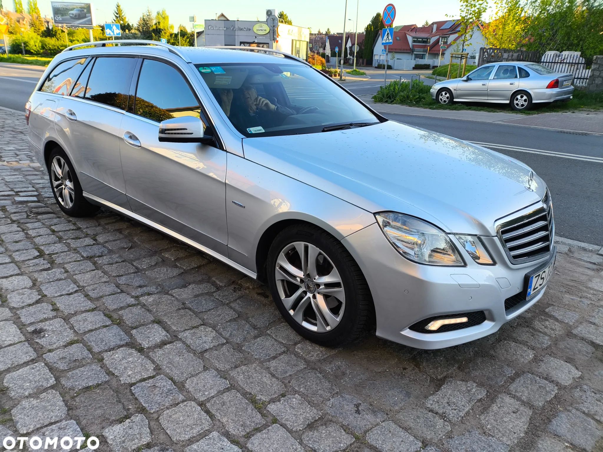 Mercedes-Benz Klasa E - 1