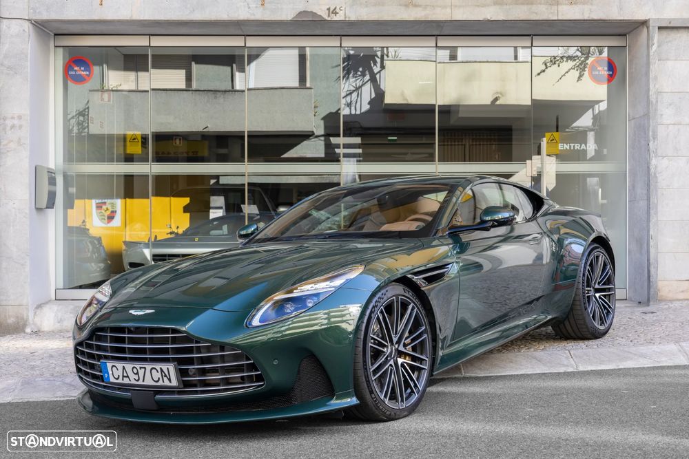 Aston Martin DB12 Coupe