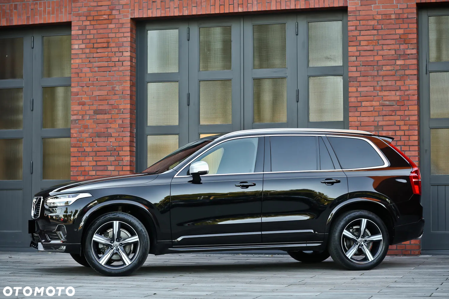 Volvo XC 90 D5 AWD Geartronic RDesign - 9