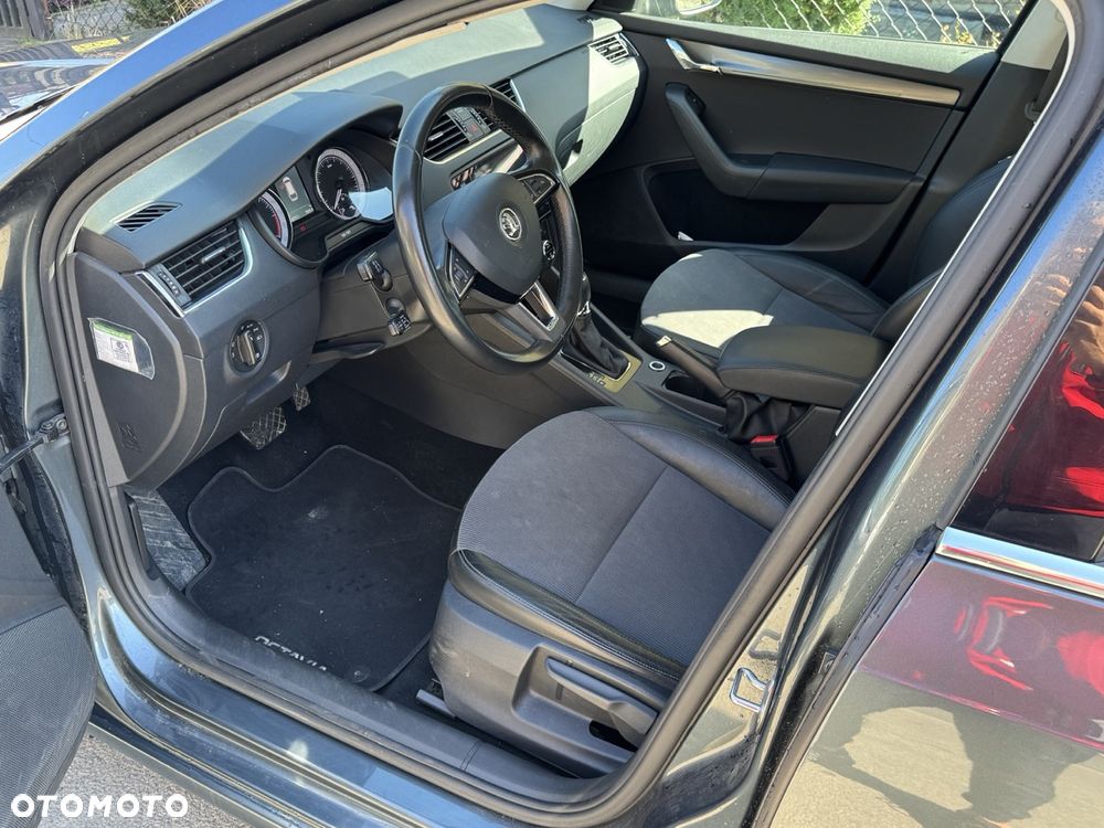 Skoda Octavia ver-1-6-tdi-dsg-style - 6