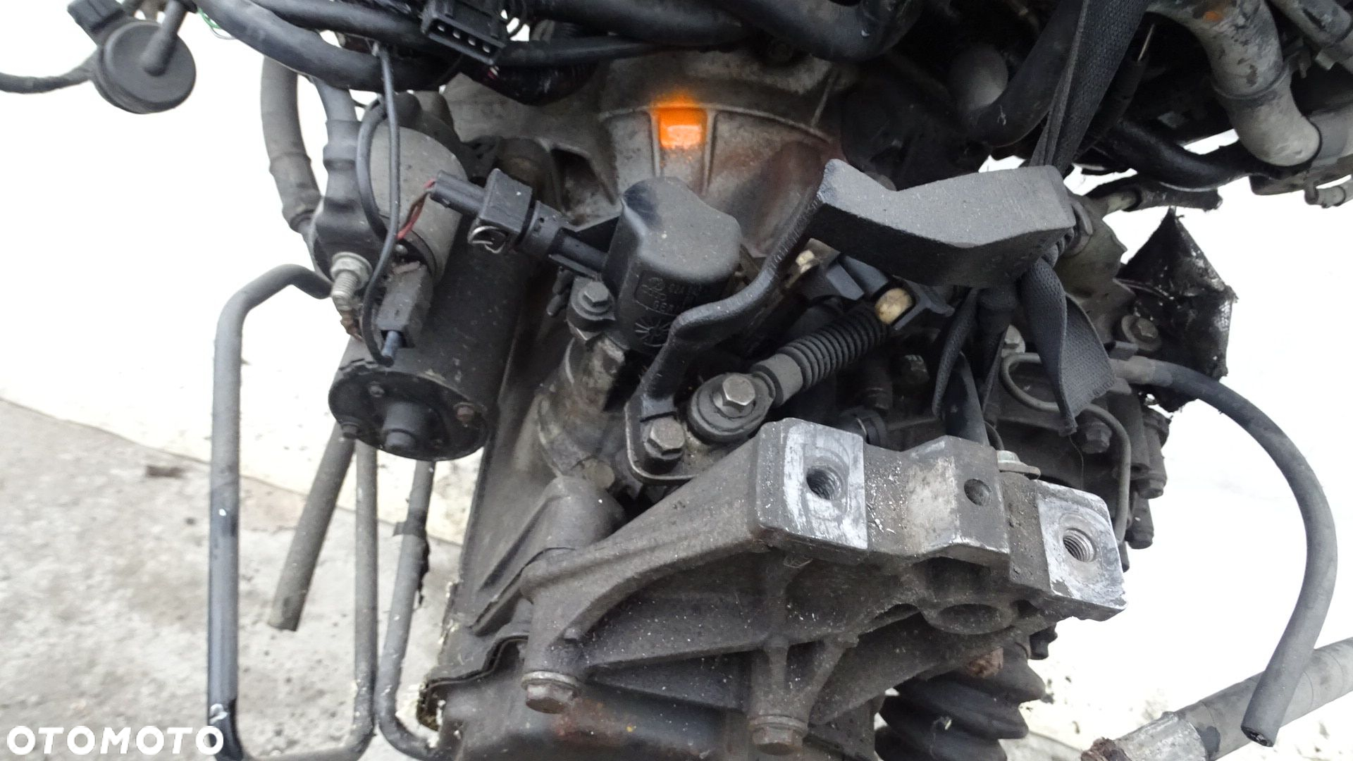 SILNIK KOMPLETNY AGU AUDI A3 8L 1.8T - 6