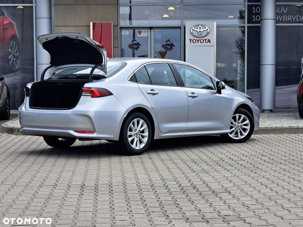 Toyota Corolla - 6