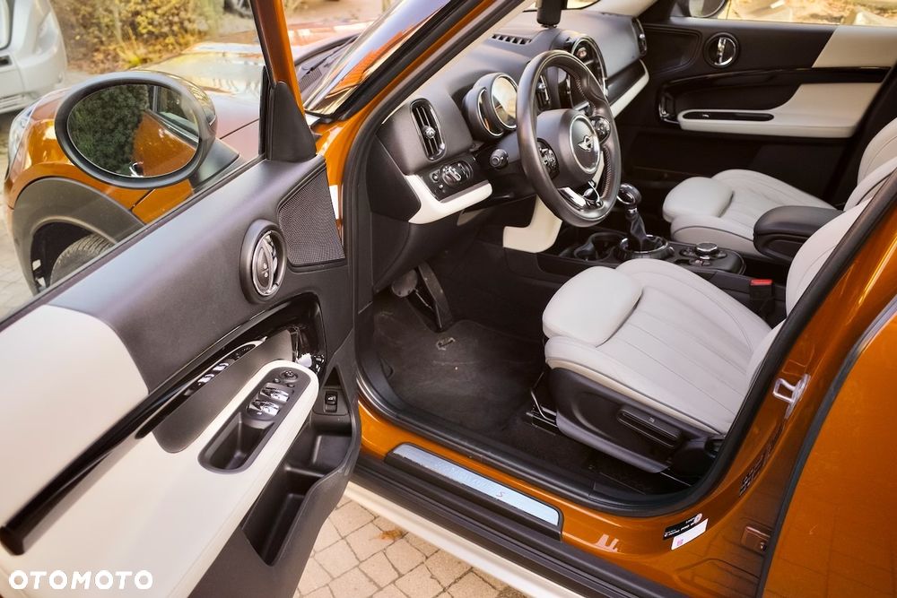 MINI Countryman Cooper SD ALL4 - 9