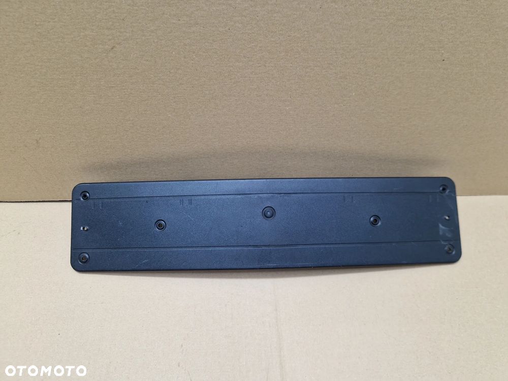 RAMKA PODKŁADKA TABLICY REJESTRACYJNEJ MERCEDES CLS W219 A2198850081