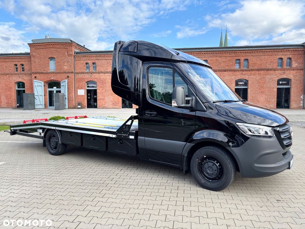 Mercedes-Benz Sprinter - 5
