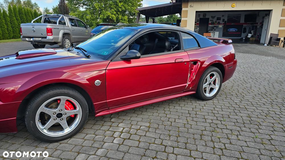 Ford Mustang 4.6 V8 GT - 19